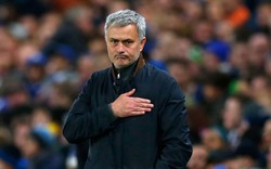 Chelsea giành vé, Mourinho bất ngờ xin lỗi CĐV nhà