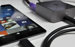 Lumia 950 XL có giá 16 triệu đồng: Chiếc PC thu nhỏ