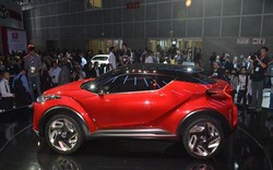 Toyota Scion C-HR dáng "độc" sắp trình làng