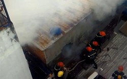 TP.HCM: Cháy lớn, thiêu rụi cơ sở cơ khí cùng một cửa hàng