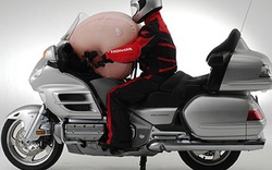 Honda trang bị túi khí siêu an toàn cho xe mô tô