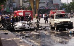 Clip vụ xe taxi phát nổ kinh hoàng, 2 người chết ở Quảng Ninh