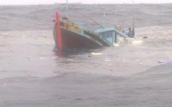 Tàu cá chìm ở Trường Sa, 15 ngư dân trôi dạt trên biển