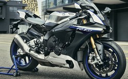 Hàng “nóng” Yamaha YZF-R1M 2017 sắp lên kệ