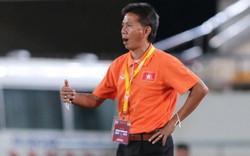 HLV Hoàng Anh Tuấn: "Trọng tài xử ép U19 Việt Nam"
