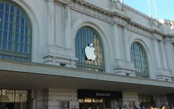 Doanh thu Apple lần đầu sụt giảm sau 14 năm