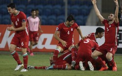 Đoạt vé dự World Cup, HLV U19 Iran cám ơn thầy cũ Ronaldo