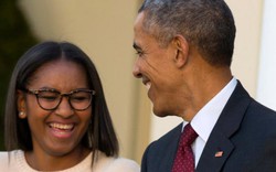 Ông Obama bị con gái chế nhạo với bạn bè trên SnapChat