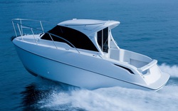 Du thuyền Ponam-28V Sport Cruiser sang trọng của Toyota