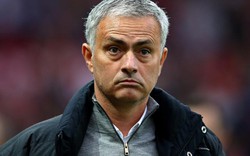 Mourinho tiếp tục bị FA trừng phạt