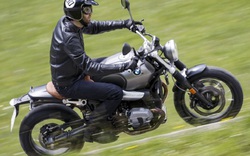 BMW R nineT Scrambler - Đối thủ "cứng đầu" của Ducati Scrambler