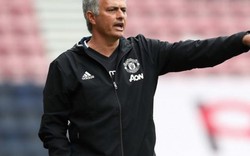 Mourinho chỉ đích danh nhóm “phản loạn” ở M.U