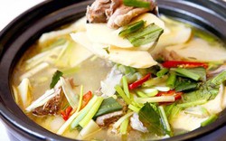 Canh gà nấu măng – ngọt ngon đến giọt cuối cùng