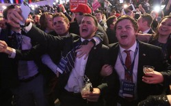 Người ủng hộ Donald Trump phấn khích, quyết uống say hết mình mừng chiến thắng