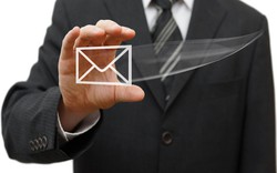 Tốc độ truyền tải email có bằng tốc độ ánh sáng?