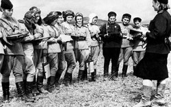 Đội 'Phù thủy bóng đêm' Liên Xô khiến phát xít Đức khiếp sợ