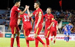 Tin tức AFF Cup (23.11): HLV Hữu Thắng khen ngợi Công Phượng