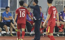 HLV Hữu Thắng lập kỷ lục chưa từng có tại AFF Cup