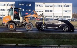 Siêu xe Bugatti Chiron đầu tiên gặp nạn