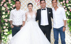Sao bóng đá tấp nập dự tiệc cưới DJ bốc lửa và cựu tiền đạo Việt Thắng