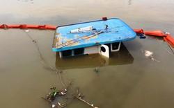Đồng Nai: Sà lan cùng số hàng gần 400 tấn chìm dưới sông