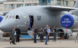 Ukraine mời Donald Trump dùng máy bay Antonov làm chuyên cơ số 1