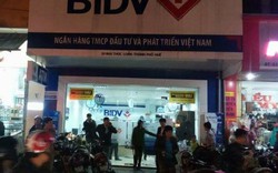 Kinh doanh thiết bị an ninh “hốt bạc” sau vụ cướp ngân hàng