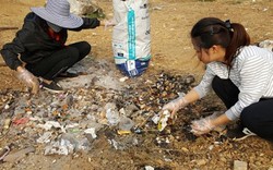 Xả rác thải làm ô uế núi Trầm: Lượng rác "khổng lồ" được dọn sạch