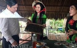 Chủ tịch Hội NDVN "trải nghiệm" mô hình du lịch sinh thái của nông dân Tiền Giang
