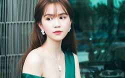 Ngọc Trinh bị "bóc mẽ" đi mượn thơ để đáp trả chuyện "ném đá"