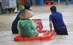 Người chết vì lũ tăng vọt, mưa ngớt, dân lại lo thủy điện xả nước