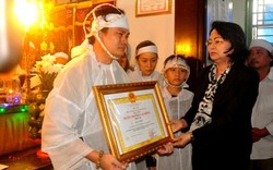 Truy tặng Huân chương Lao Động hạng Nhì cho ĐBQH Ngô Văn Minh