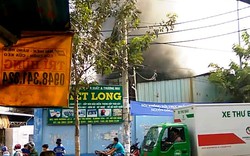 TP.HCM: Cháy lớn ở Công ty chuyên sản xuất mút xốp