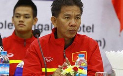 HLV U21 Việt Nam chê lứa U19, HLV Hoàng Anh Tuấn phản pháo