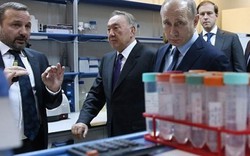 Tổng thống Putin thị sát nhà máy sản xuất thuốc... trường thọ