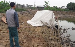 Hưng Yên: Đào ao nuôi cá, phát hiện quan tài nghi là mộ cổ