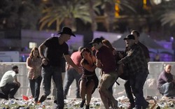 Mỹ: Xả súng đẫm máu tại lễ hội 30.000 người, ít nhất 50 người chết