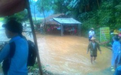 Đà Bắc: Gia đình 11 người thoát chết trong gang tấc khi nước lũ qua
