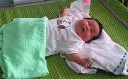 Kinh ngạc trước những em bé vừa chào đời đã có cân nặng “khủng” nhất Việt Nam