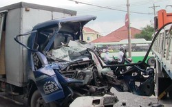 Đầu xe tải “biến mất” sau va chạm khủng khiếp,  1 người tử vong