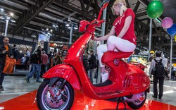 Soi tận “kẽ tóc” Vespa 946 RED đắt hơn Kia Morning ở Việt Nam