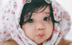 Bộ ảnh của bé gái 7 tháng tuổi giống Cadie Mộc Trà khiến các bà mẹ phát cuồng