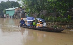 Bão giật cấp 15 chưa đổ bộ, Bình Định, Phú Yên đã có người chết và mất tích