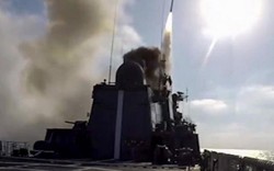 Máy bay ném bom và tàu ngầm Nga giáng đòn tên lửa tất công IS