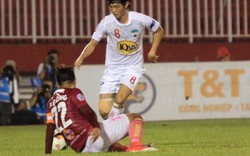 Tuấn Anh vào sân, HAGL đá bại Sài Gòn FC  trong trận "thủy chiến"