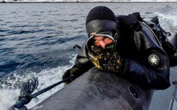 Không tưởng: Người nhái Nga lặn còn sâu hơn cả tàu ngầm Mỹ