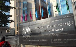 Trường đại học đuổi hàng nghìn sinh viên là cần thiết