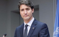 APEC Việt Nam: Thủ tướng Canada đánh chiêng chứng khoán ở Sài Gòn