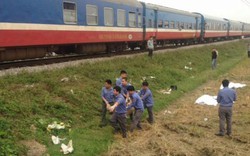 Nam Định: 3 người đi xe máy tử vong khi băng qua đường sắt