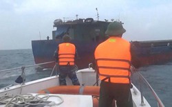 Clip: Giải cứu tàu hàng cùng 11 thuyền viên gặp nạn trên biển